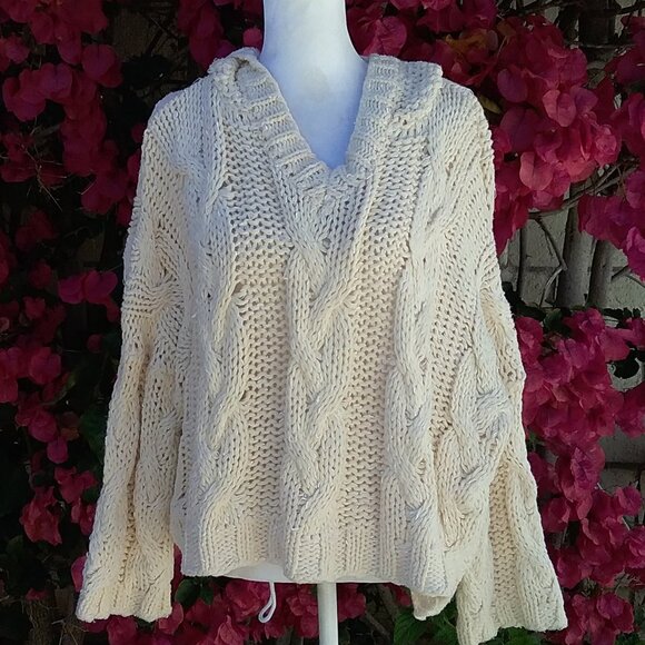 Hyfve Sweater Over-Sized Bulky V-Neck Cable Sweater Textured Hoodie Cream Small - Picture 5 of 7